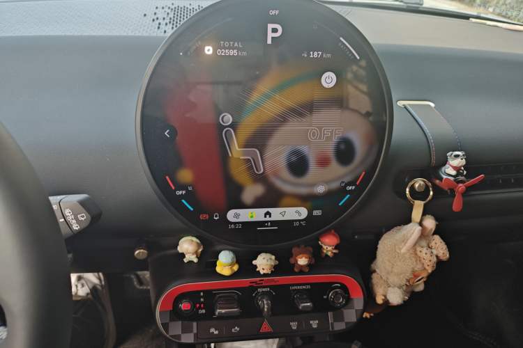 Used MINI Electric COOPER 2026 Model, 466km COOPER E Classic Style
