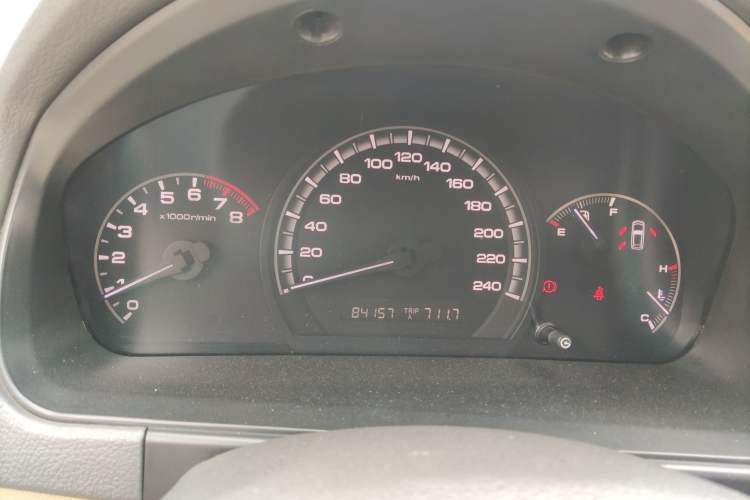 Used BYD M6 2013 2.0L Manual Comfort Edition