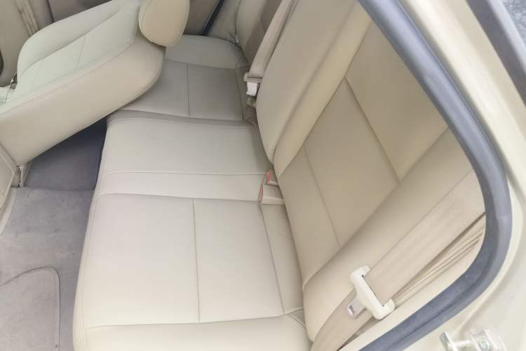 Used Buick Excelle 2013 1.5L Automatic Classic Model