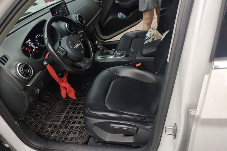 Used Audi A3 2016 Limousine 35 TFSI Ambition Edition