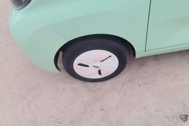 Used Chery QQ Ice Cream 2022 170km Sundae Phosphate Lithium-Ion Left Front Wheel Hub