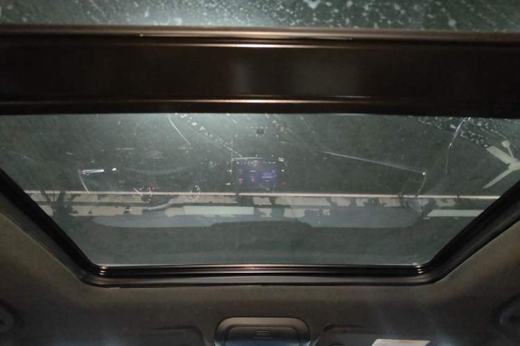 Used Cadillac XT6 2021 2.0T 7-Seater Two-Wheel-Drive Luxury Version Headliner