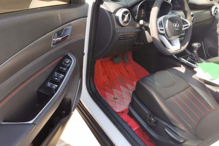 Used BAIC Beijing X5 2019 1.5T CVT Elite Version China VI