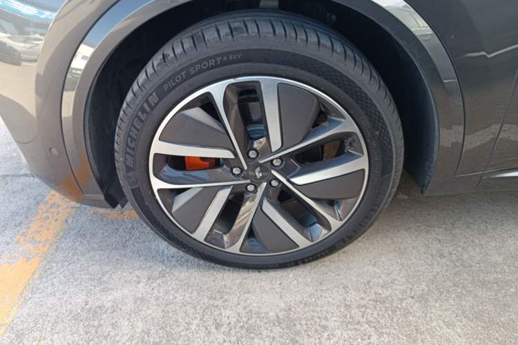 Used Li Auto L9 2023 Pro Model
