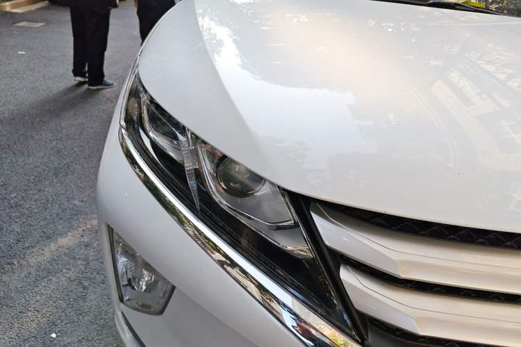 Used Mitsubishi Eclipse Cross 2019 1.5T CVT Two-Wheel Drive Fearless Edition China VI Standard
