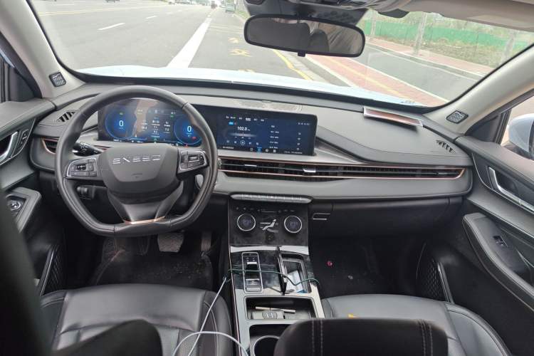 Used EXEED Zhuifeng C-DM 2022 1.5 TCI-DHT 105 km "Chengfeng Qi" Edition Center Console