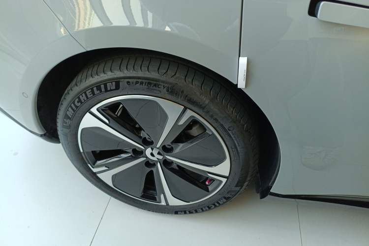 Used Nio ET5T 2025 75 kWh Touring Exterior 5