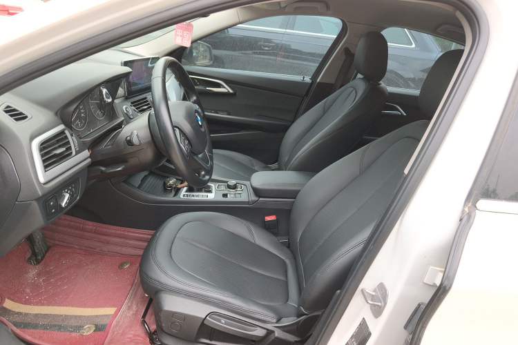 Used BMW 1 Series 2017 118i Fashion Model
