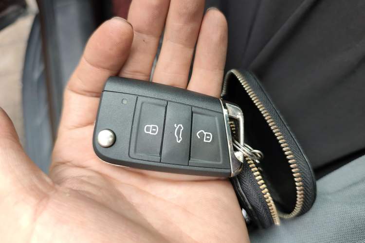 Used Skoda Kodiaq 2018 Facelifted TSI330 5-Seater Two-Wheel-Drive Comfort Edition
