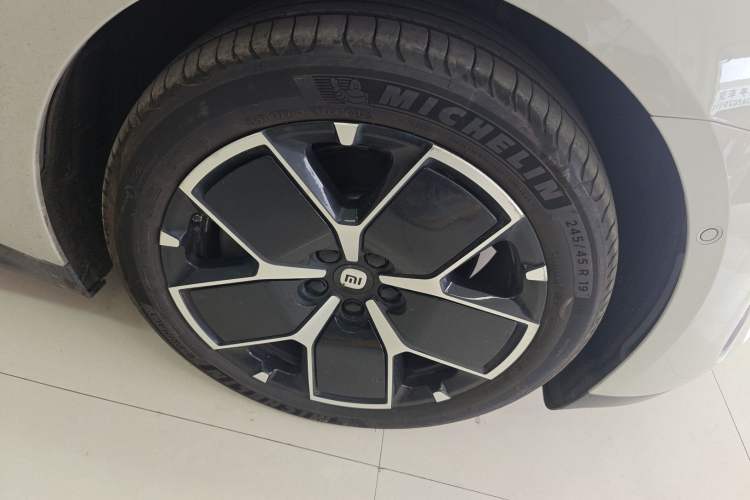 Used Xiaomi Auto SU7 2024 Rear-Drive Long-Range Intelligent Driving Version