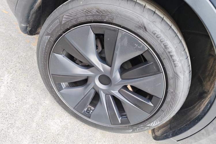 Used Tesla Model Y 2024 Rear-Wheel-Drive Version