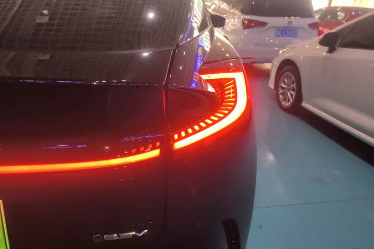 Used Toyota bZ5 2025 Model 550 PRO
