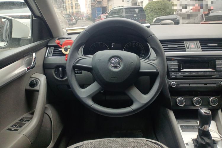 Used Skoda Octavia 2015 1.6L Automatic Yijie Edition
