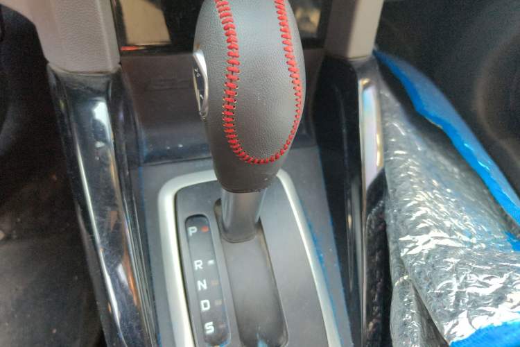 Used Ford EcoSport 2013 1.5L Automatic Fashion Model
