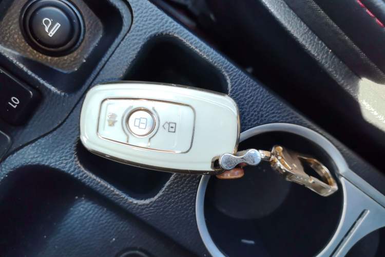 Used Haval H6 2015 Sport Edition 1.5T Automatic Two-Wheel Drive Luxury Model