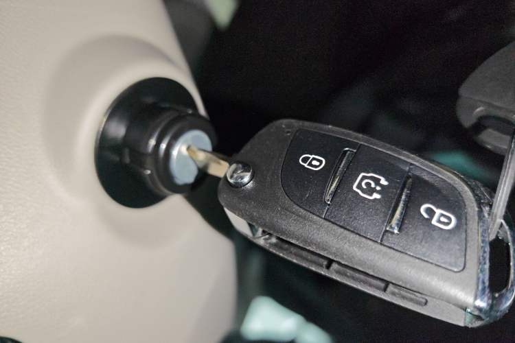 Used JMEV Xiao Qilin 2026 Model PLUS+ Comfort Version Interior 1