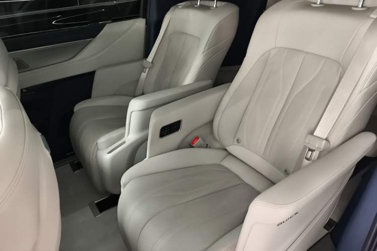 Used Buick GL8 New Energy 2024 Lu Zun Luxury Edition 7-Seater