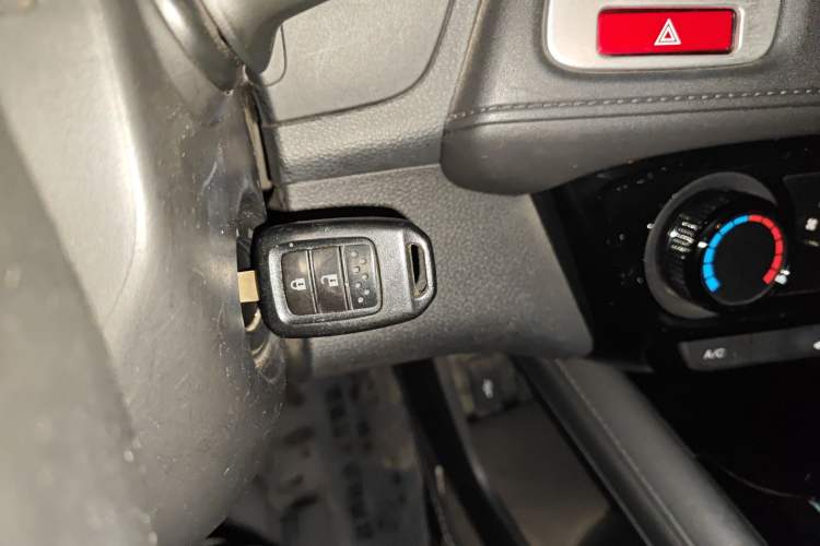 Used Honda Vezel 2015 1.5L CVT two-wheel drive Comfort trim
