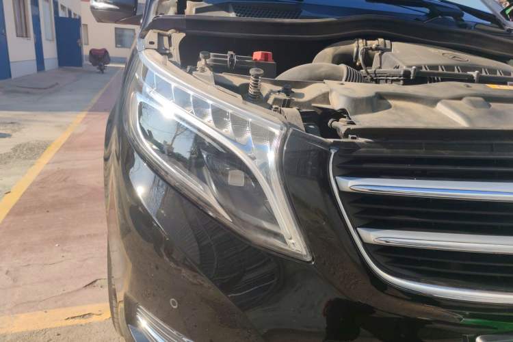 Used Mercedes-Benz V-Class 2018 V 260 Prestige Edition China VI
