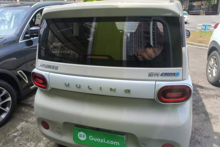 Used Wuling Hongguang MINIEV 2024 3rd Generation 215km Youth Edition Rear