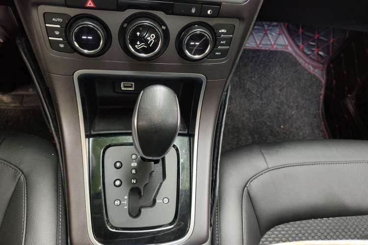 Used Citroen C4 Sega 2016 1.6L Automatic Luxury Model