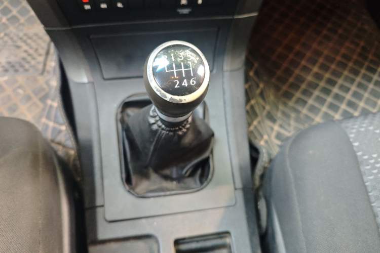 Used Haval H5 Classic 2012 ZhiZun Edition Green & Quiet 2.0T Manual 4x4 Comfort Model