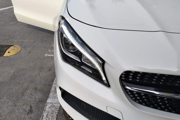 Used Mercedes-Benz CLA 2017 CLA 220 4MATIC
