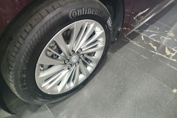 Used Buick Century 2023 2.0T Six-Seater Yinshi Edition