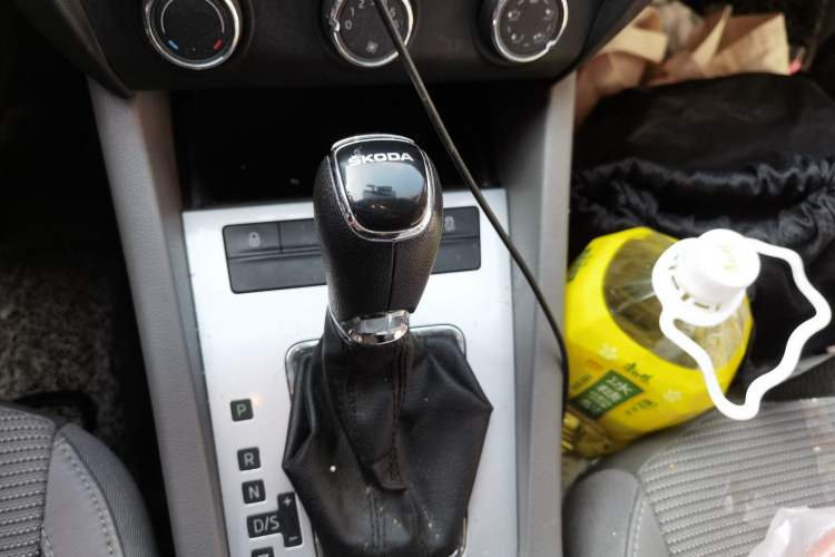 Used Skoda Octavia 2015 1.6L Automatic Yijie Edition
