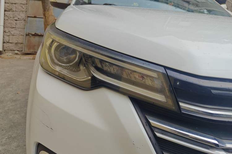 Used CHANGAN CS55PLUS 2020 1.5T Manual Colorful Model Right Front Headlight