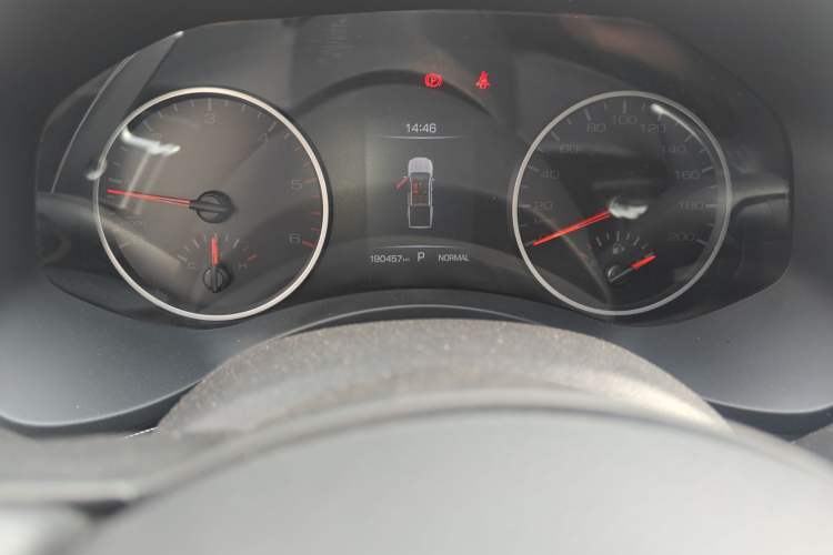 Used Great Wall Poer 2021 2.0T Global Version Automatic Diesel 4x4 Comfort Class Standard Box Trailer Edition GW4D20M
