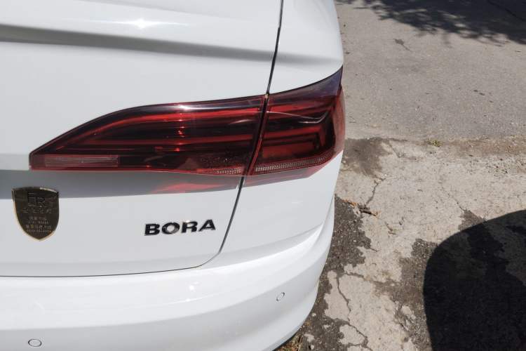 Used Volkswagen Bora 2019 1.5L Automatic Fashion Model
