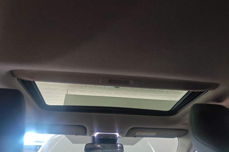 Used Toyota Corolla 2024 1.8L Smart Electric Hybrid Dual-Engine Elite Edition
