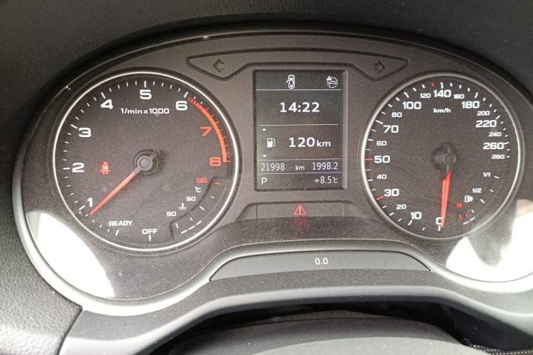 Used Audi Q2L 2023 35TFSI Fashion Dynamic Model
