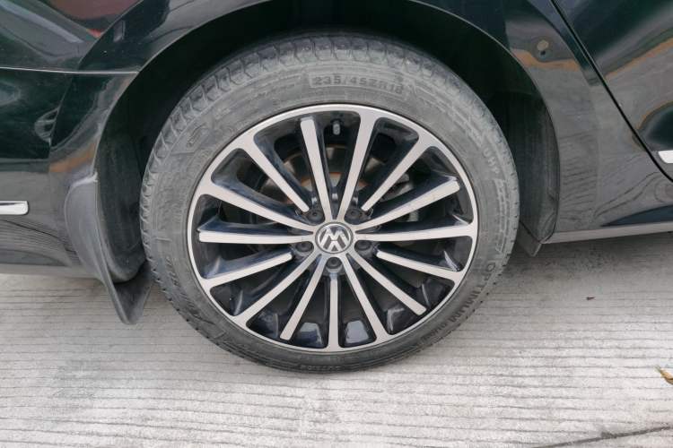 Used Volkswagen Passat 2014 1.8TSI DSG Prestige Navigation Edition
