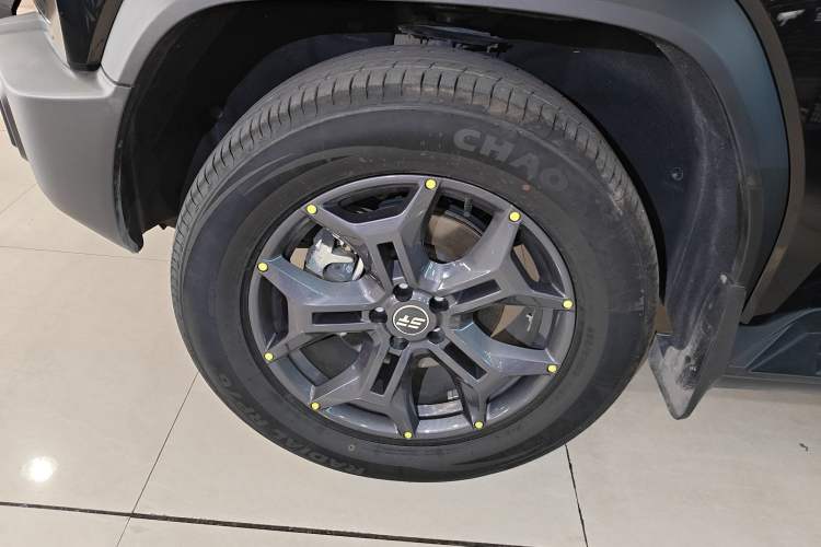 Used JETOUR Shanhai Traveler C-DM 2024 C-DM 129KM Wilderness Edition Exterior 4