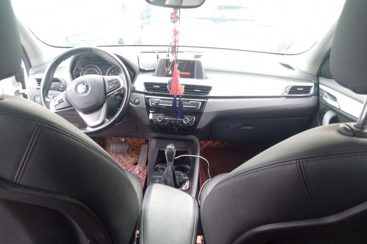 Used BMW X1 2016 sDrive18Li Premium Edition
