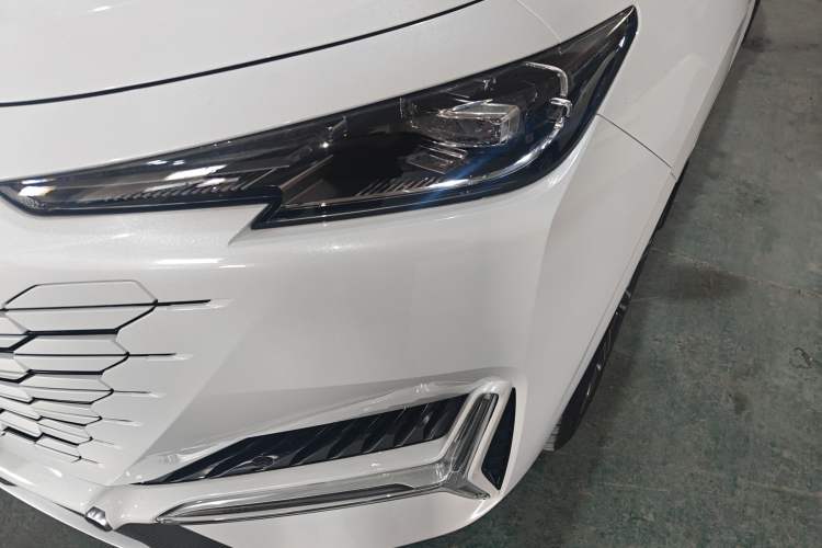 Used CHANGAN UNI-K 2024 2.0T Two-Wheel Drive Global Edition Left Front Headlight