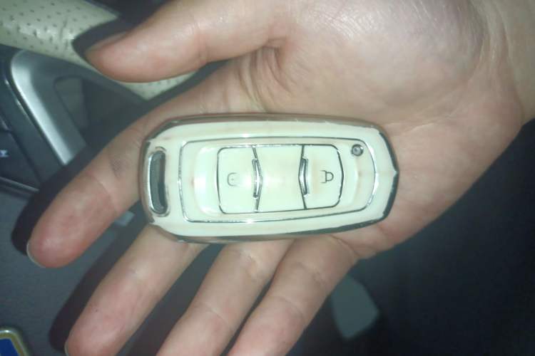 Used Geely Auto Emgrand 2014 Sedan 1.5L Manual Fashion Edition