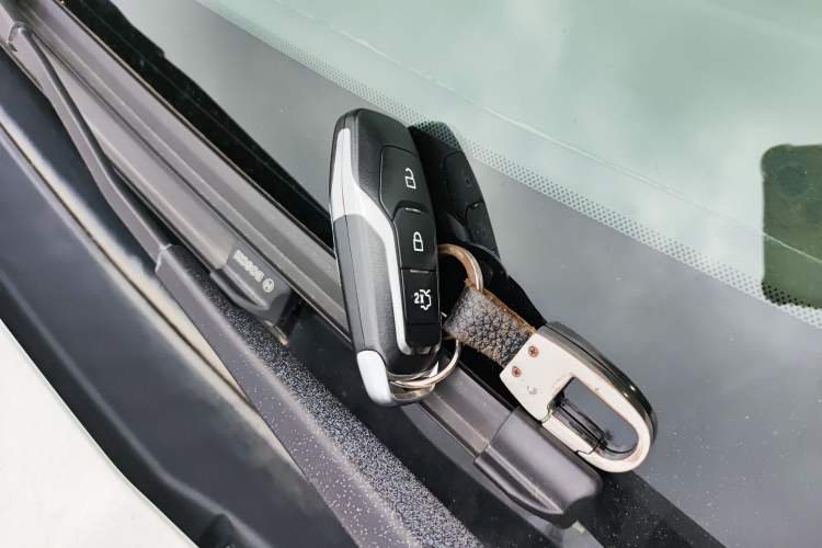 Used Ford Mondeo 2013 2.0L GTDi 200 Luxury Model Vehicle Key