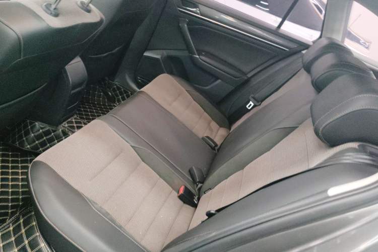 Used Volkswagen C-TREK 2017 1.6L Automatic Comfort Model
