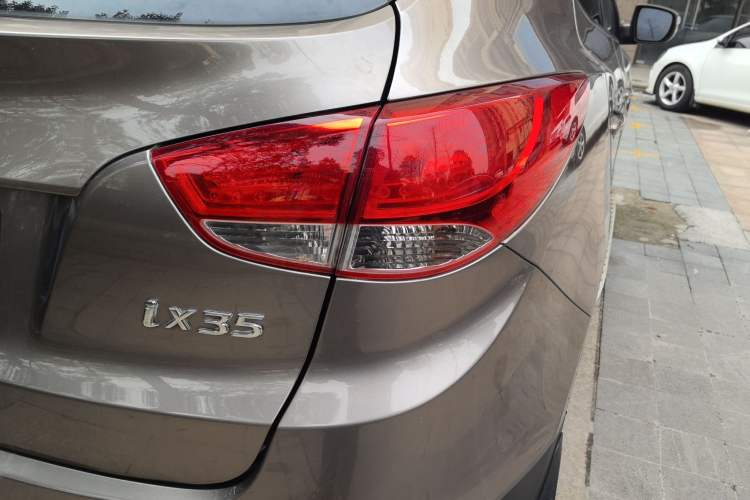 Used Hyundai ix35 2015 2.0L Automatic 2WD Comfort Edition China V Standard