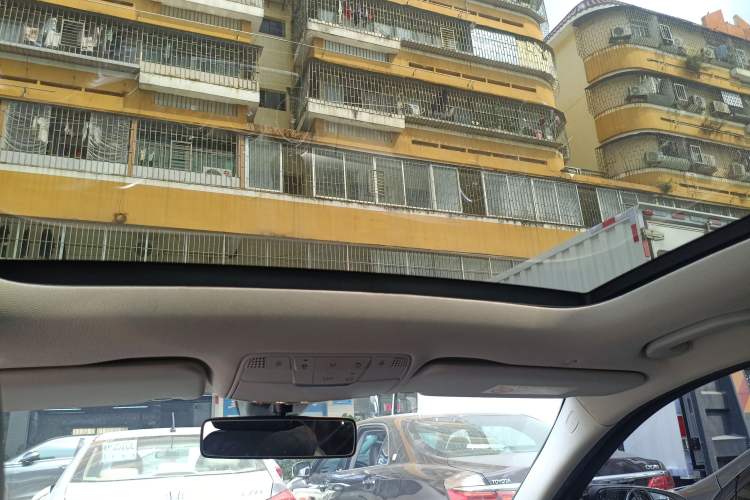 Used Mercedes-Benz C-Class 2021 C 260 L Sport Edition Star Collection Headliner