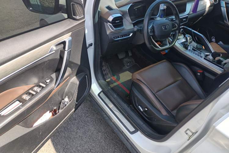 Used Geely Auto Coolray 2019 260T DCT Explorer China V Standard Driver Seat