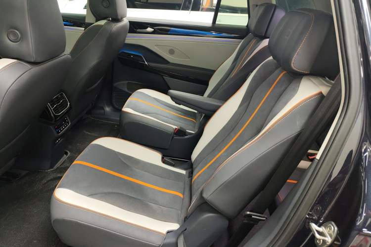 Used Volkswagen ID.6 CROZZ 2022 Long-Range PRO Edition