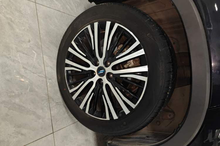 Used CHANGAN OSHAN X7 2020 1.5T Automatic Luxury Model