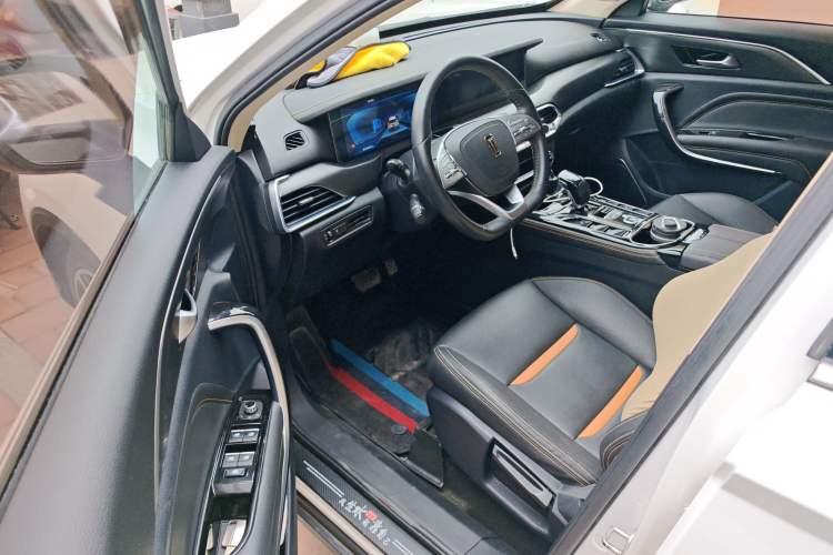 Used Bestune T77 2019 230 TID Automatic Prestige Version China V Emission Standard Driver Seat