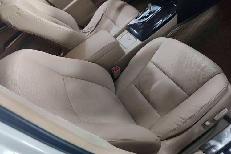 Used Toyota Camry 2012 Luxurious Edition 2.5HG Zunrui
