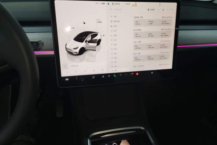 Used Tesla Model Y 2023 Long-Range All-Wheel-Drive Version Audio And AC Panel