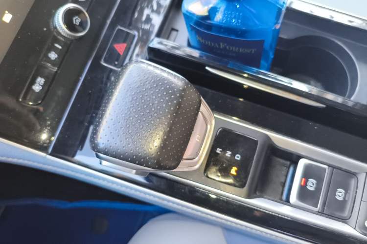 Used Rising ER6 2020 620 km Smart Drive Version
